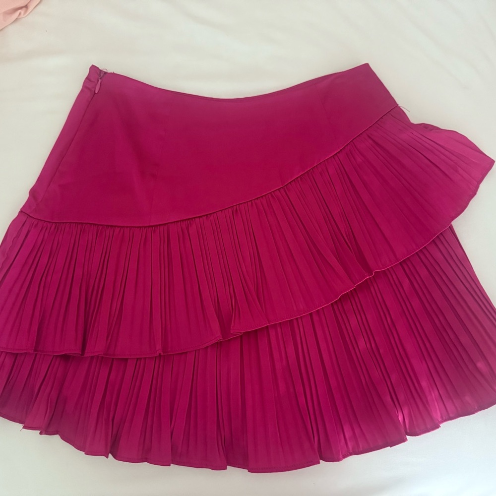 Elegant Pink Pleated Skirt